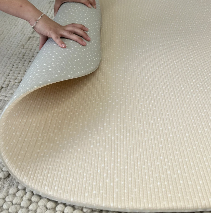 Speckled Play Mat Cloud Round
